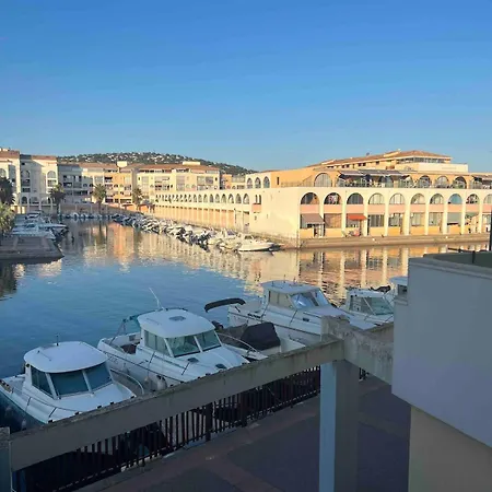 Apartment Au Bord De *